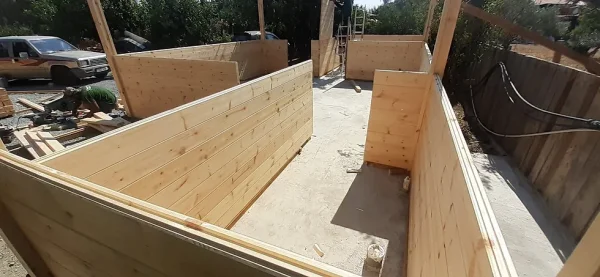 How to Plop Hair for Bouncy, Beautiful Curls